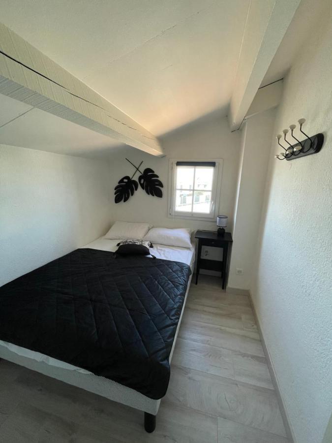 Appartement Duplex Climatise Le Trident Saintes-Maries-de-la-Mer Luaran gambar