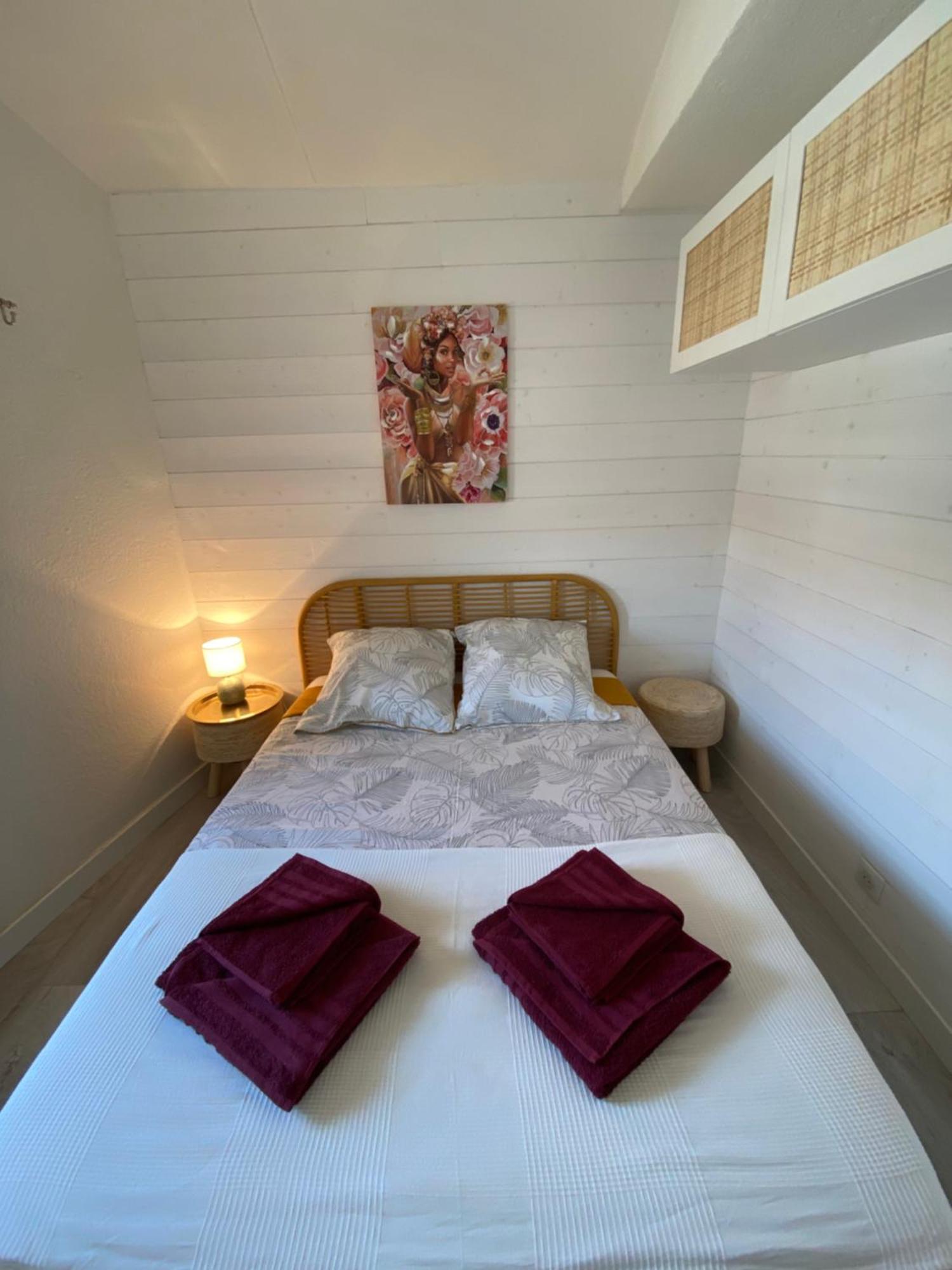 Appartement Duplex Climatise Le Trident Saintes-Maries-de-la-Mer Luaran gambar